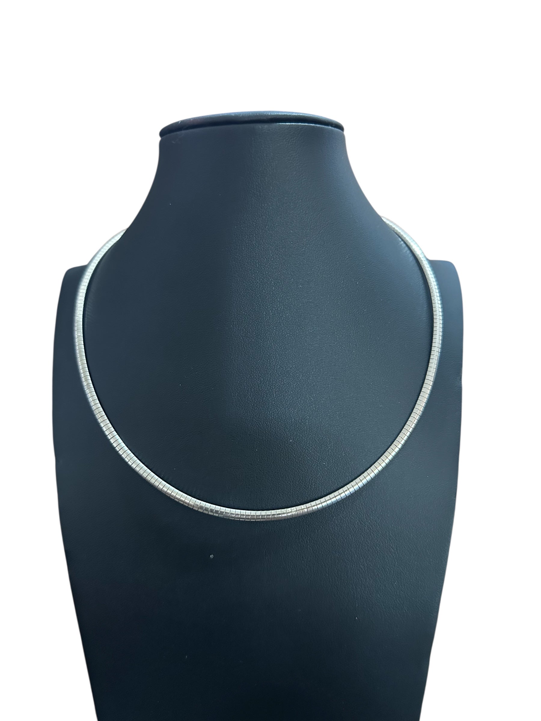 Thin Omega Necklace